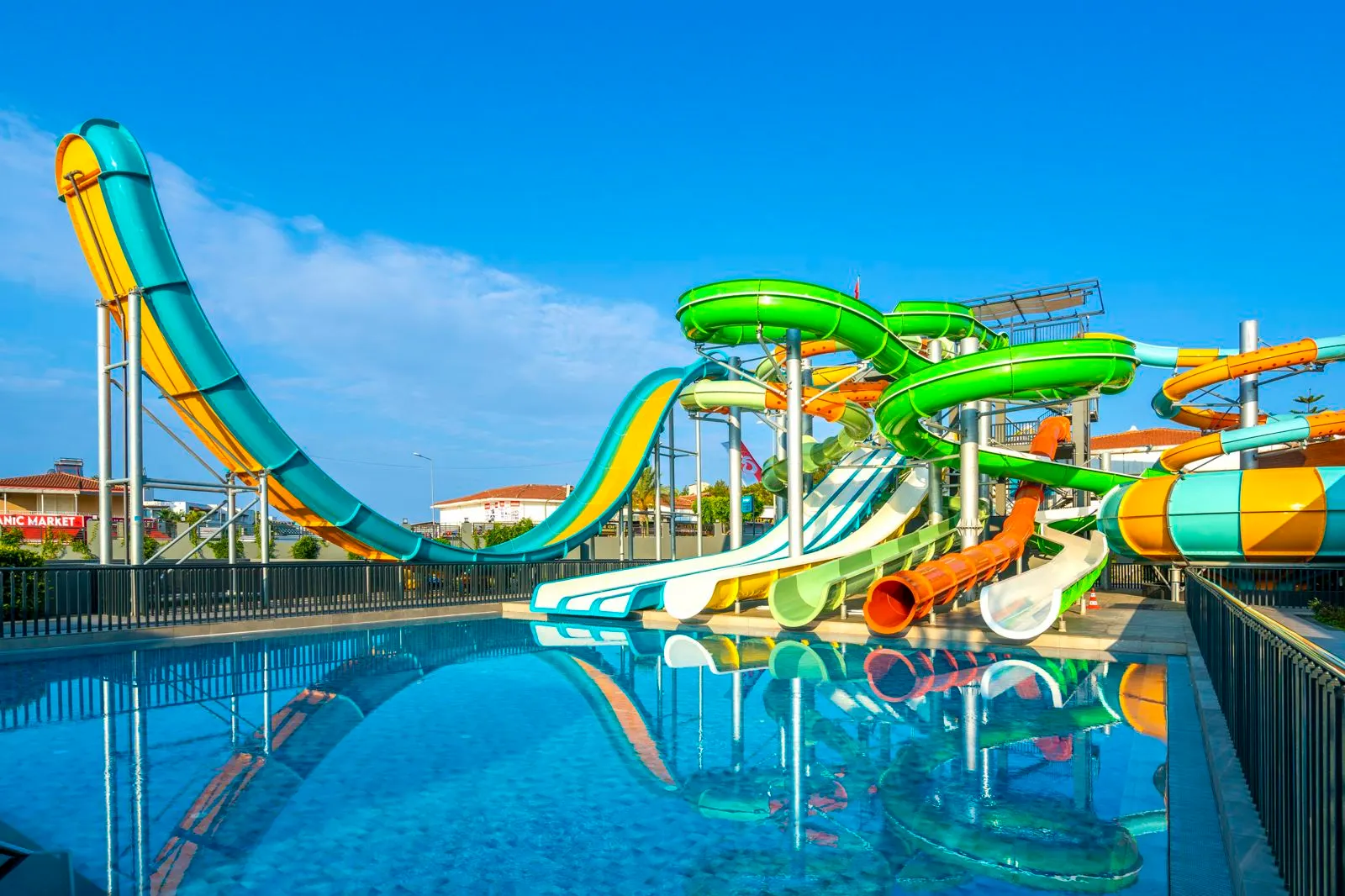 Kirman Calyptus Resort & Spa