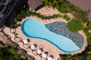 Palumbo Waves Hotel