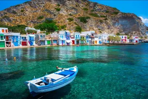 Eilandhoppen 8 dagen Milos-Santorini 3*
