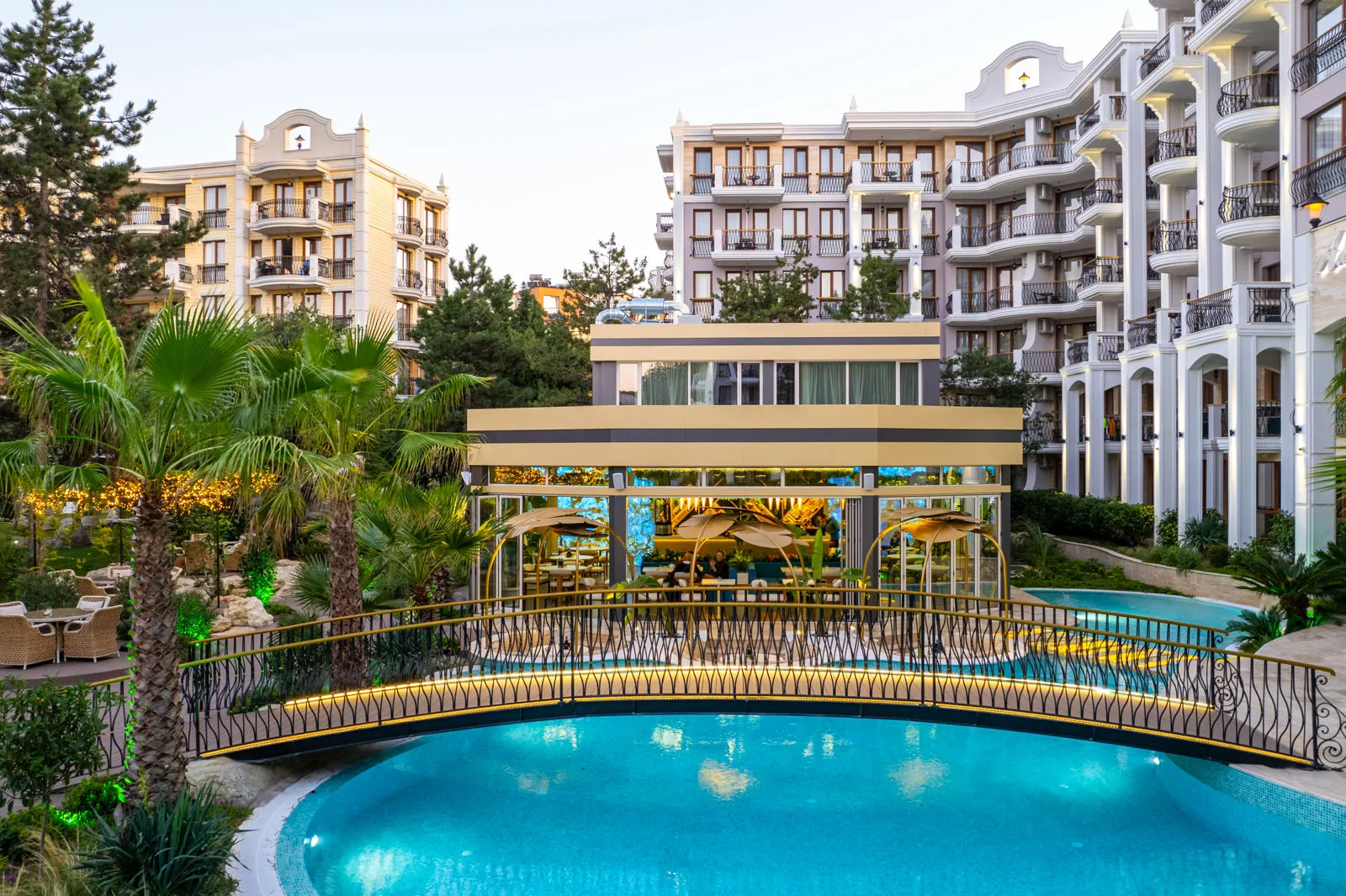 Harmony Suites Grand Resort