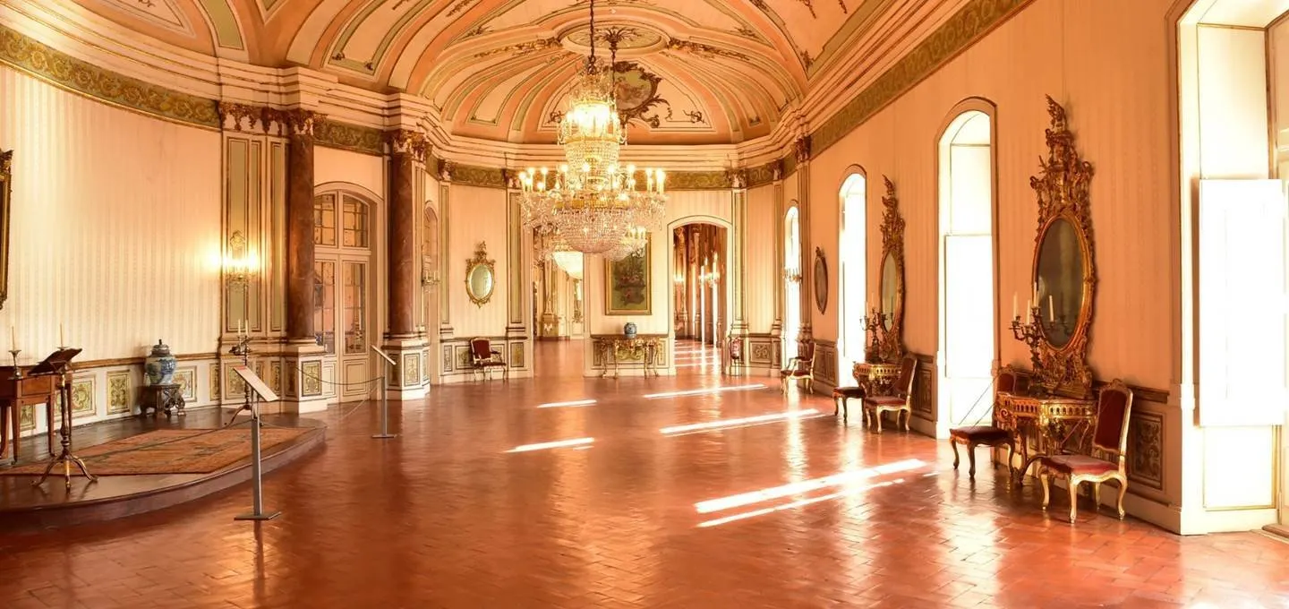 pousada palácio de queluz - hal.jpg