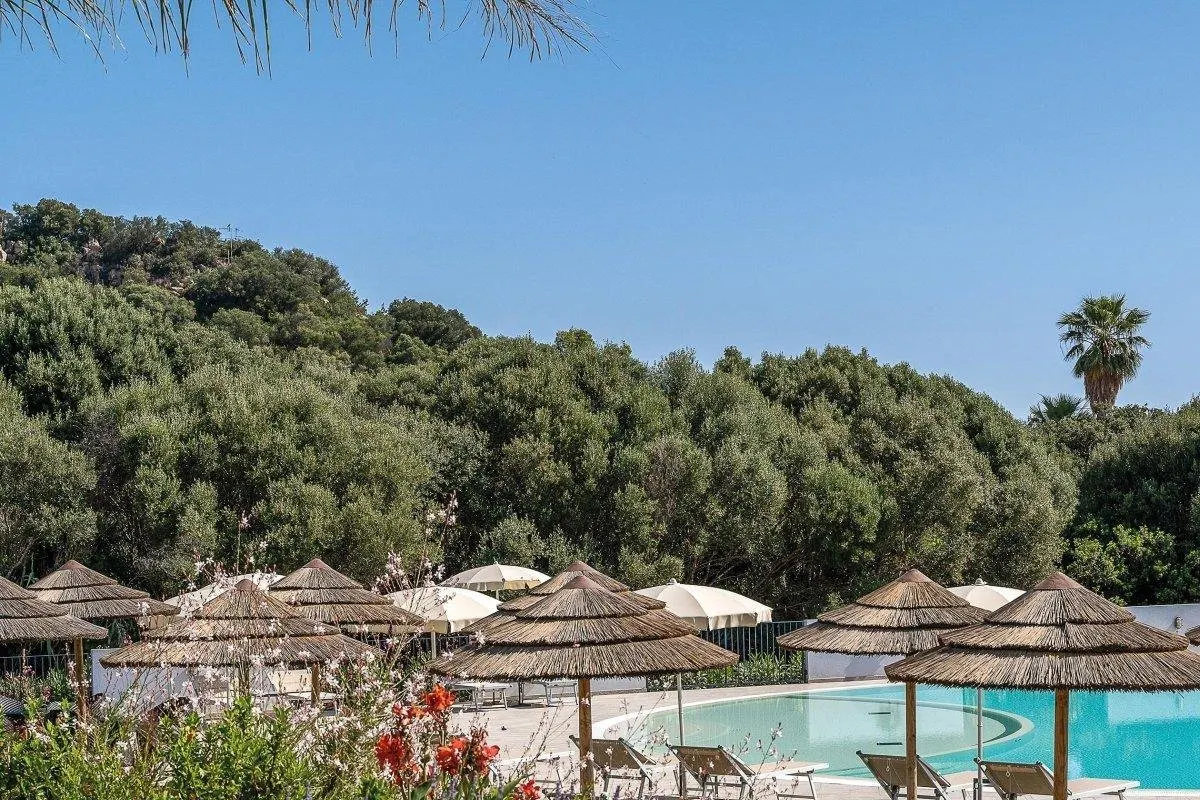 Cala Sinzias Resort - zwembad