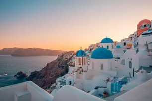 Eilandhoppen 8 dagen Milos-Santorini 4*