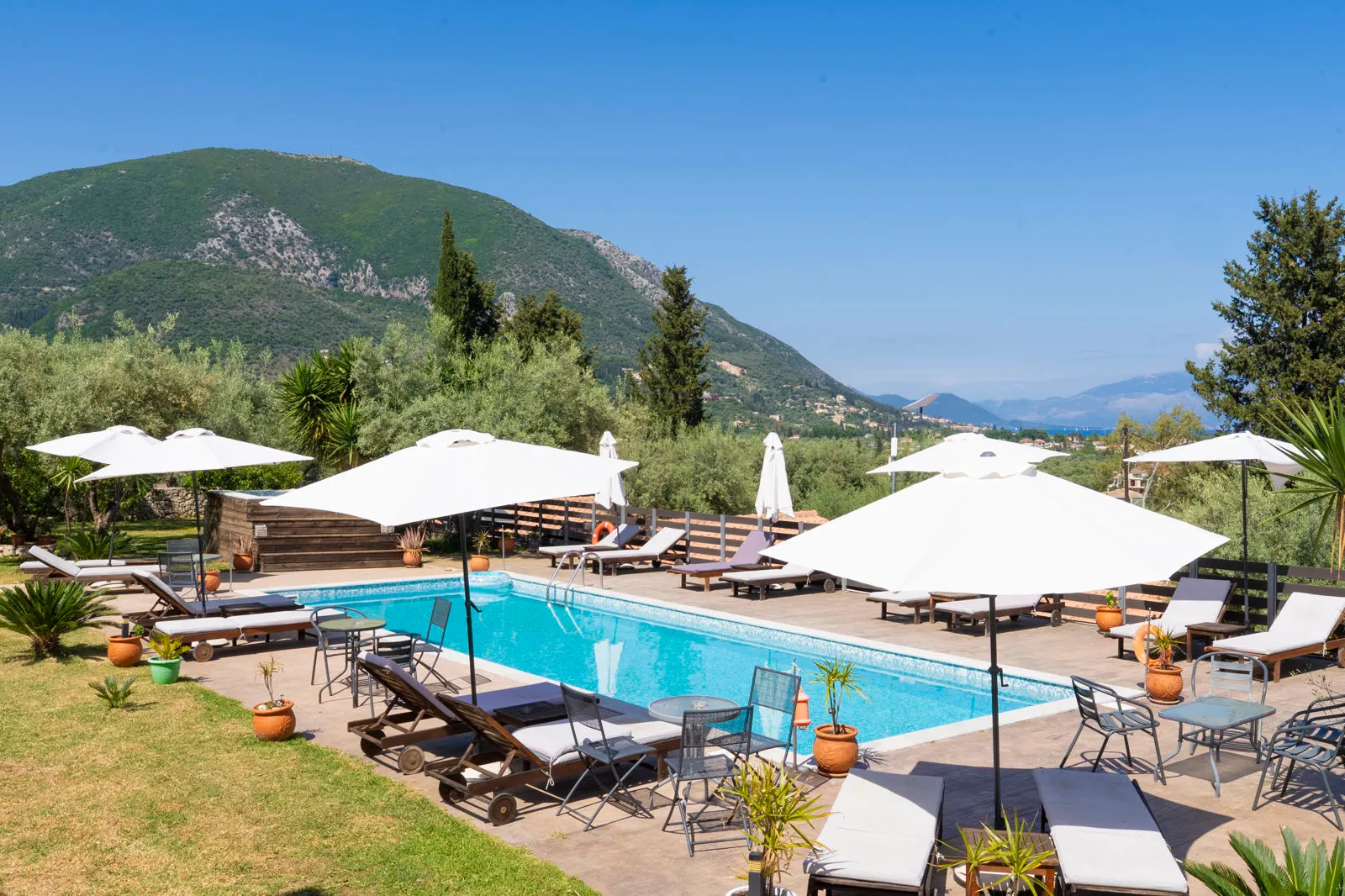 Golden Sun Villas