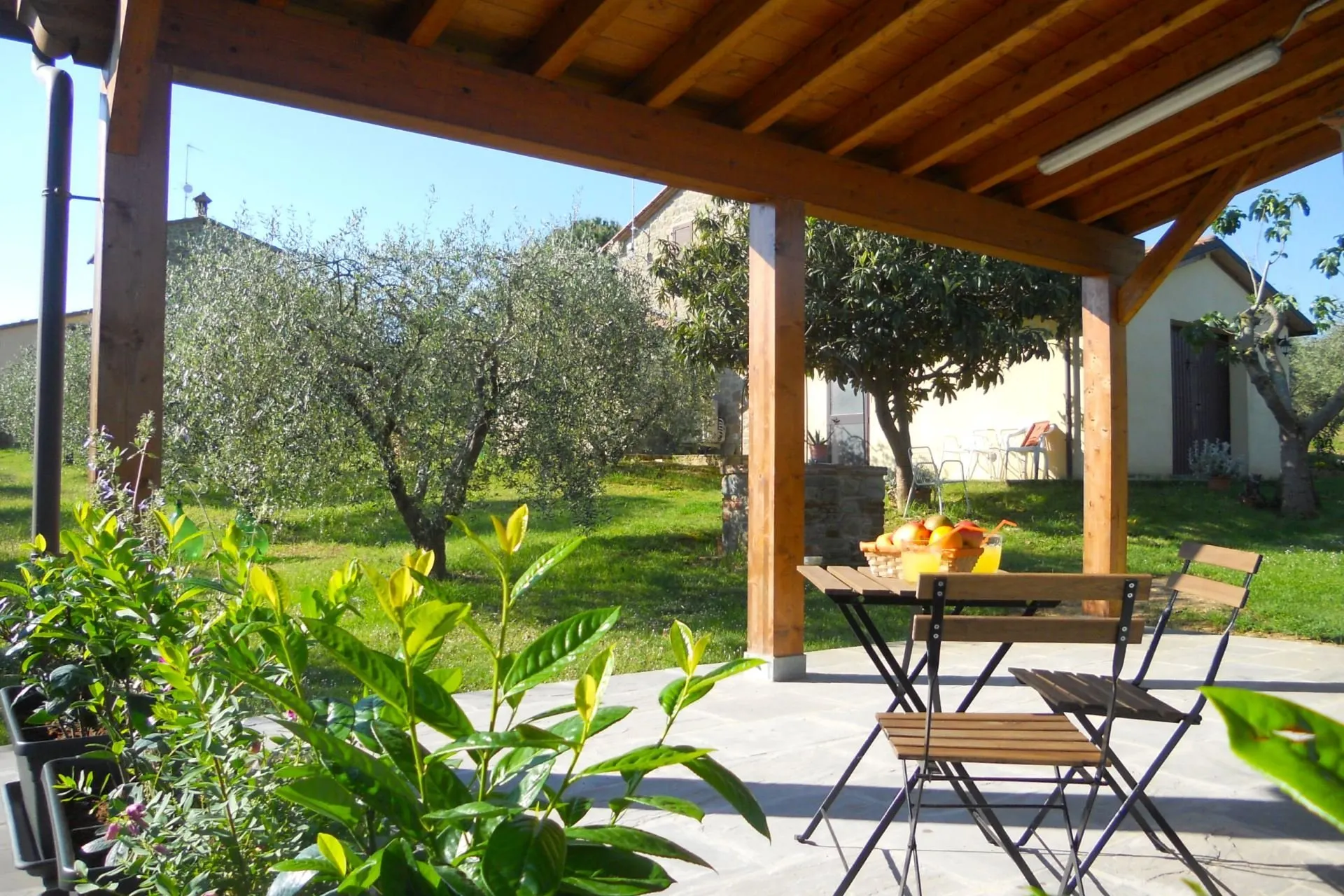 selva degli ulivi - overdekt terras voor onbijt