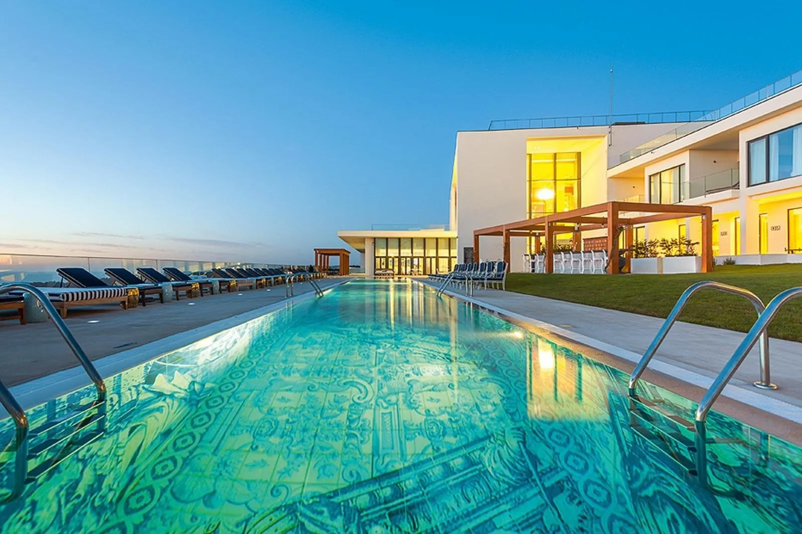 Fly-drive Portugal deluxe (hotels) 12 dagen