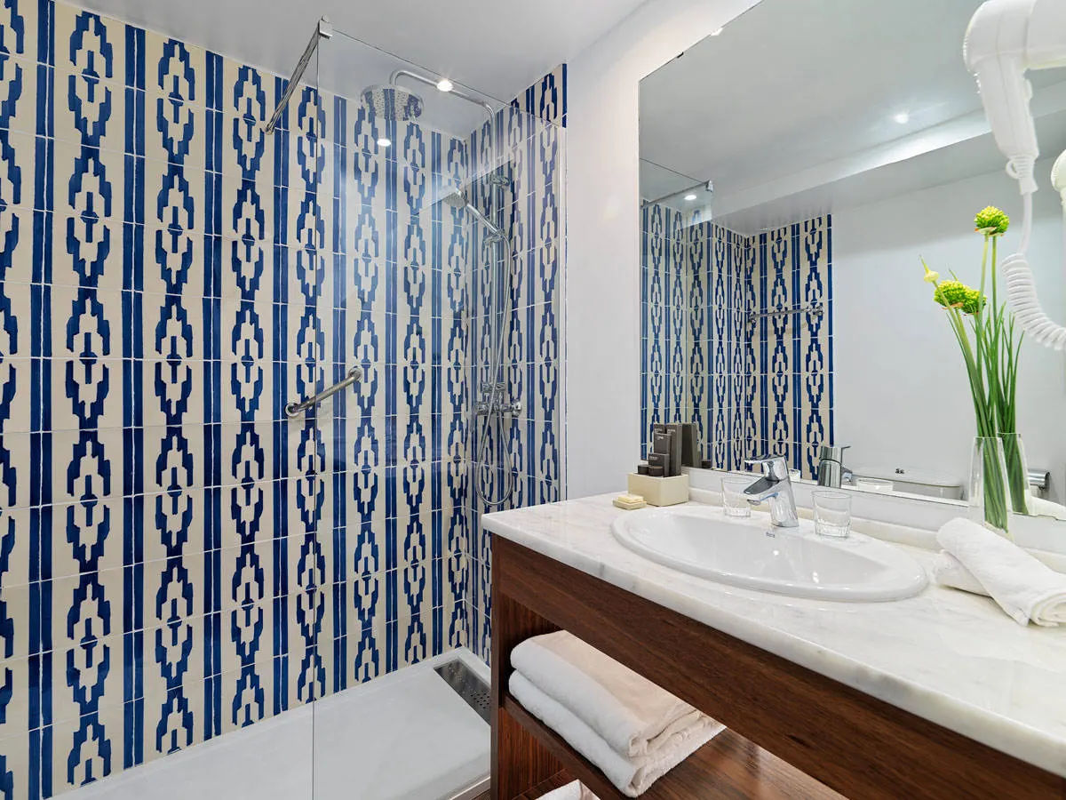 Voorbeeld badkamer, H10 Delfin Park