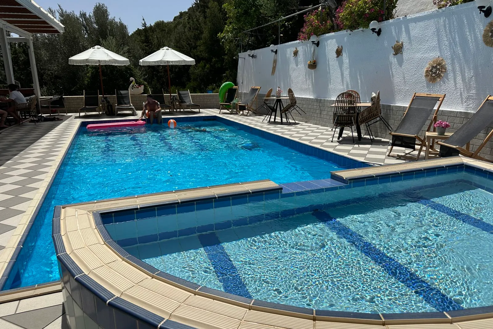 Golden Sand Studio & Apartments