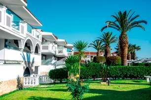 Golden Sun Hotel