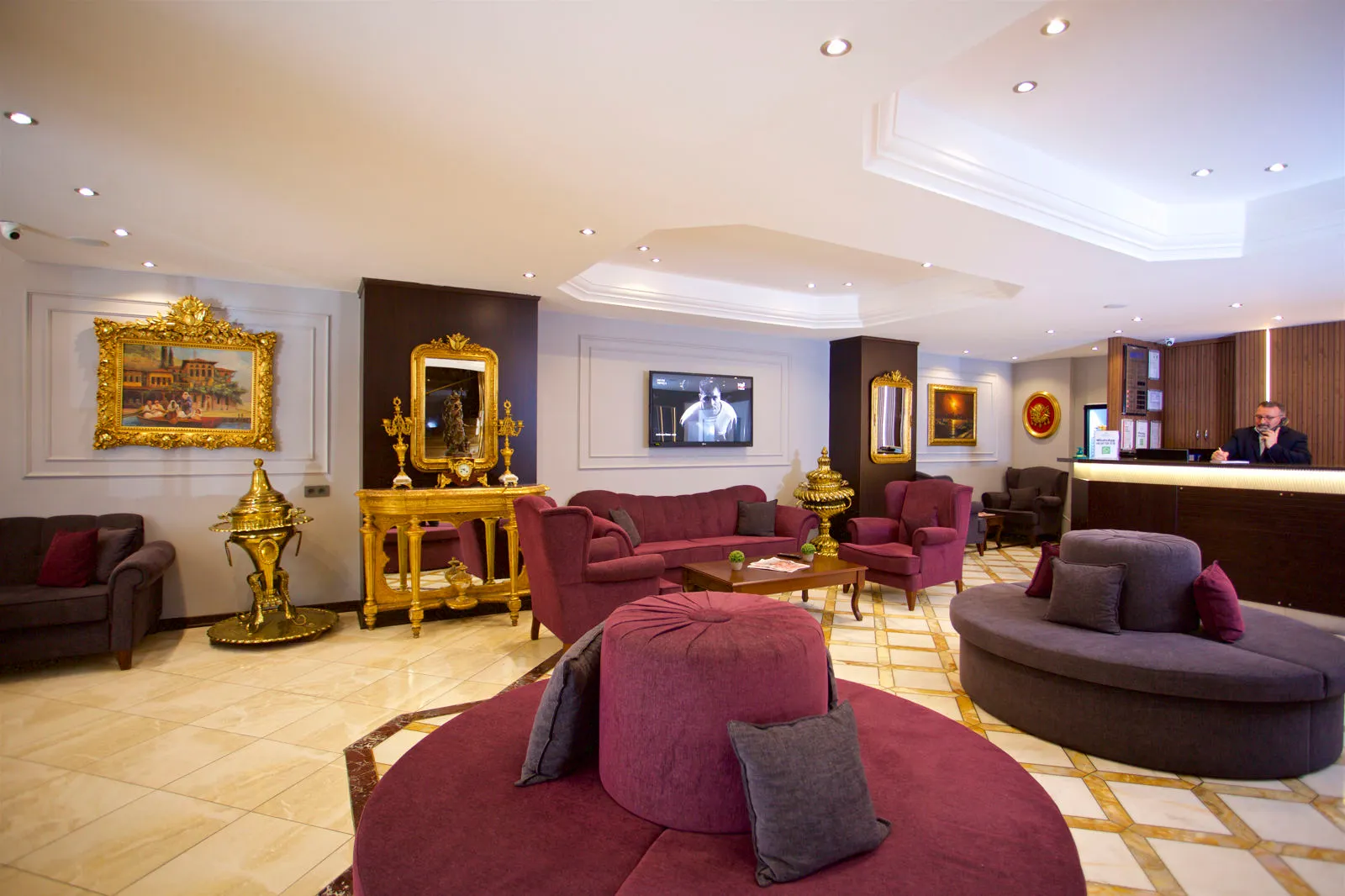 Grand Ant Hotel