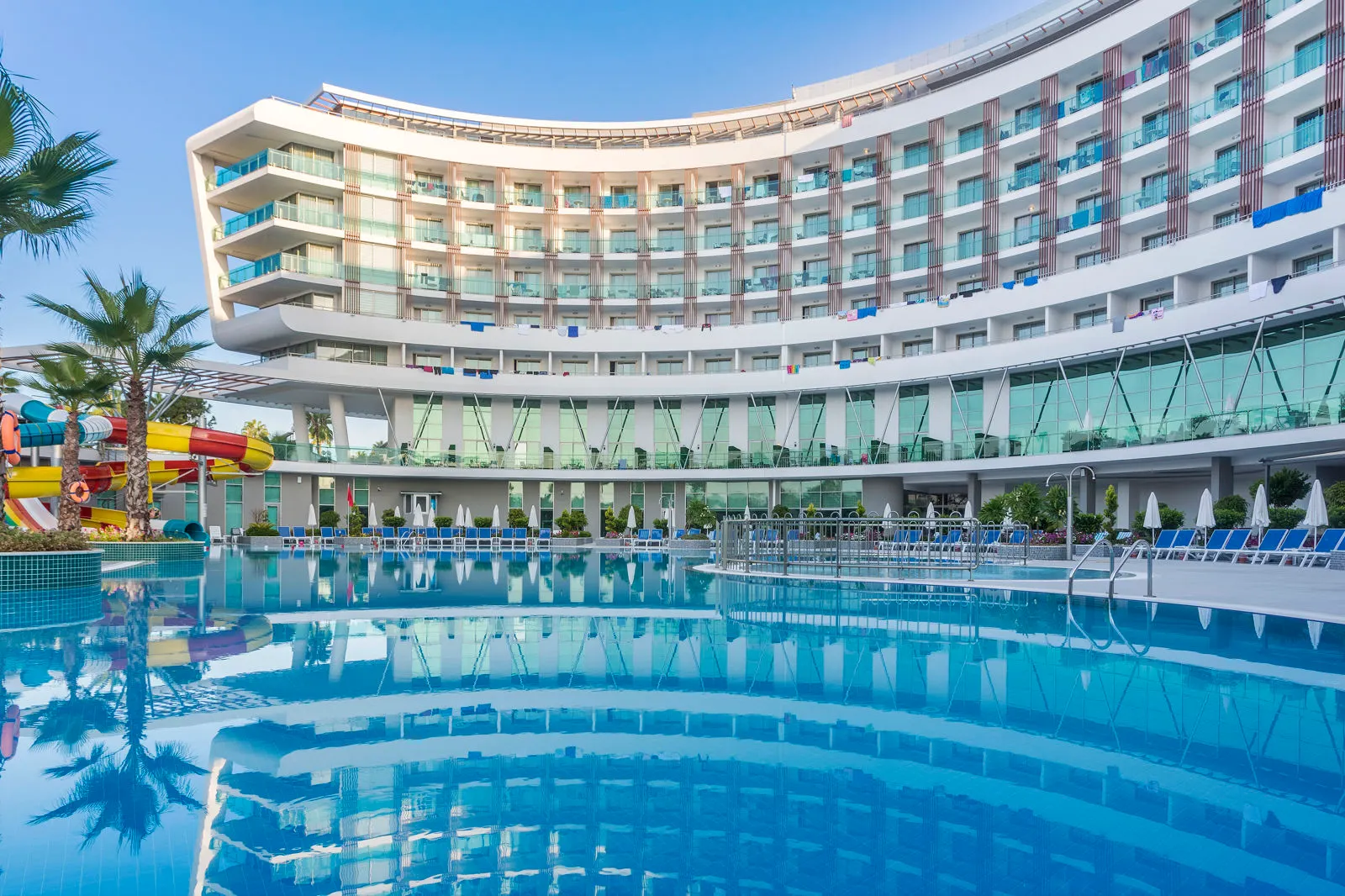 Xoria Deluxe Hotel