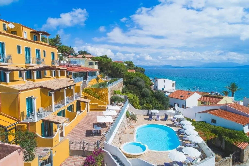 Lu'Hotel Maladroxia - exterieur