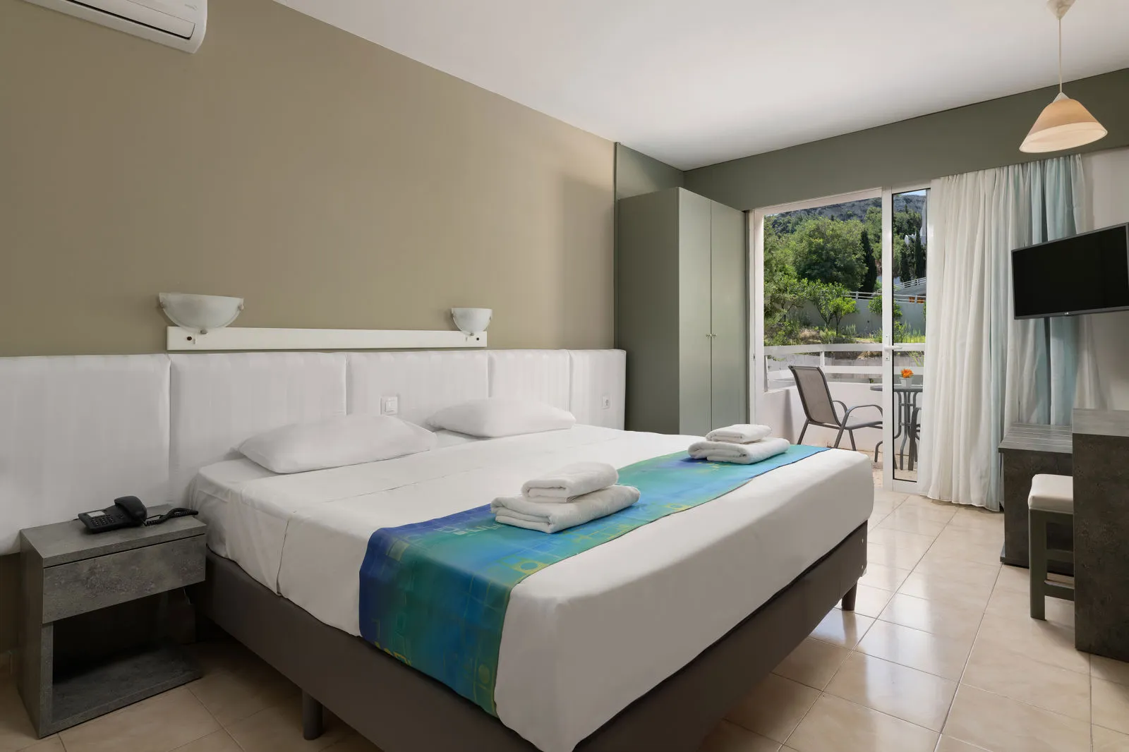 Lito Hotel