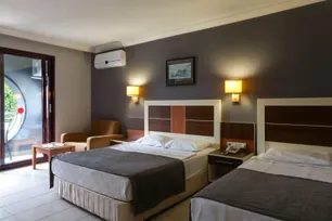 Krizantem Hotel