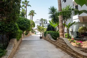 Krizantem Hotel