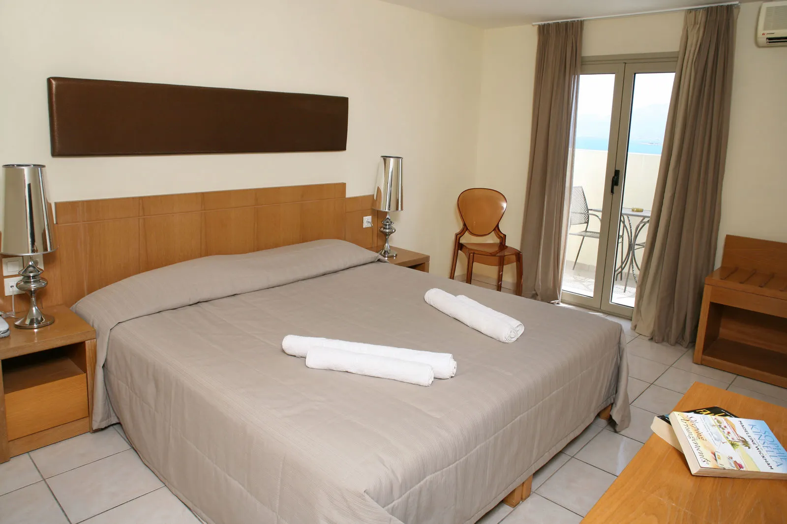 Golden Beach Hotel