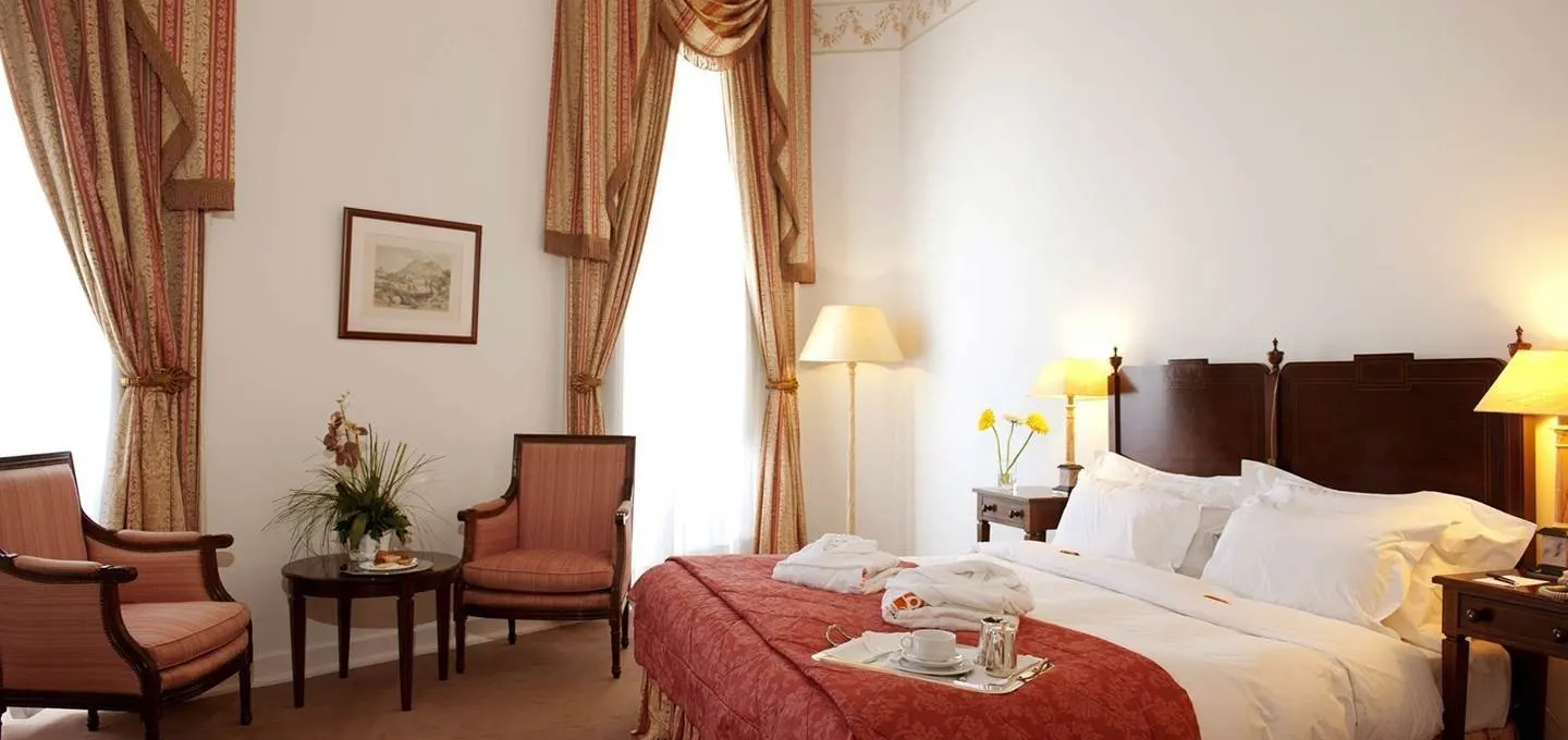 pousada palácio de queluz - slaapkamer.jpg