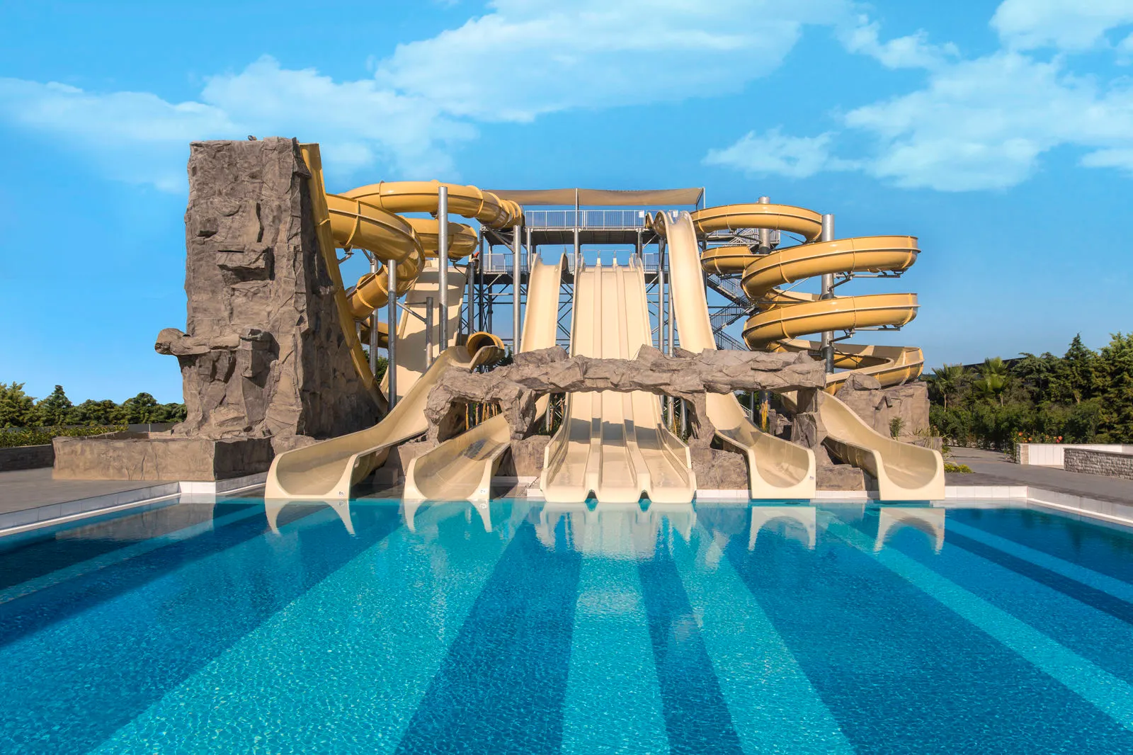 Aska River Suites