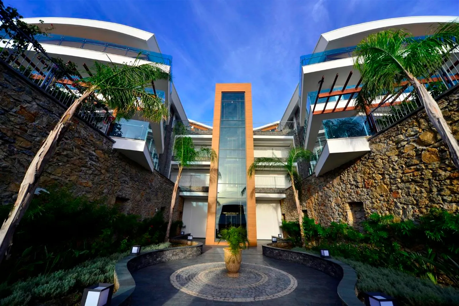 Elite Luxury Suite & Spa