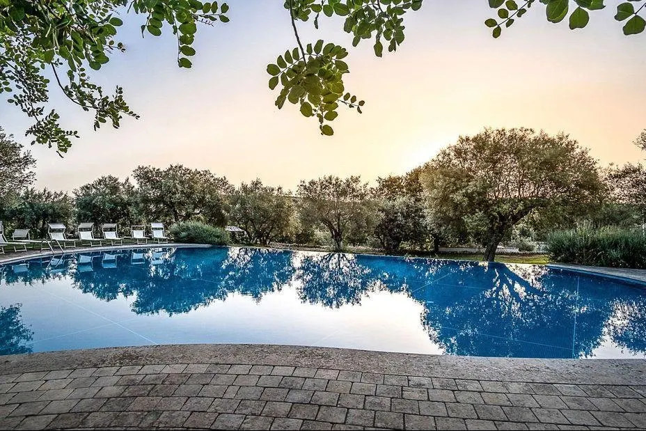 Masseria Degli Ulivi - zwembad