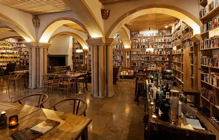 Hotel The Literary Man