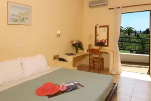Paradise Hotel