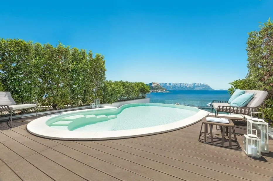 gabbiano azzurro suite met privézwembad dakterras